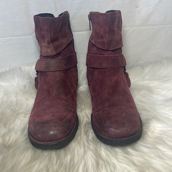 Born Cory Burgundy Suede Distressed Side Zip Booties Sz 7 - Picture 2 of 7